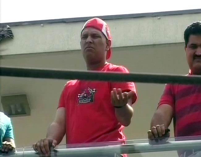 युवराज सिंह की हुई टीम में वापसी | युवी को कैंसर