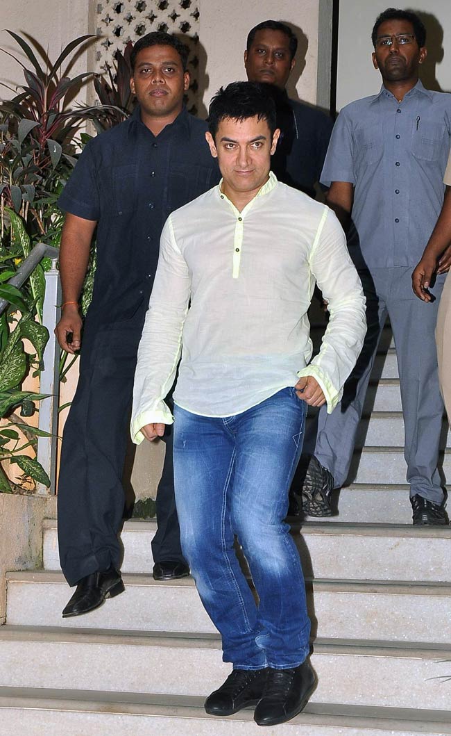 आमिर के 'सत्यमेव जयते' को बॉलीवुड का सलाम  |  आमिर