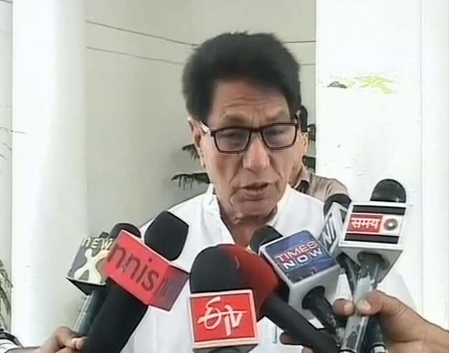 14 मई 2012: तस्‍वीरों में देखें दिनभर की अहम खबरें  | पढ़ें