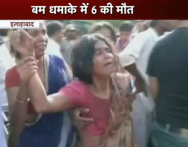 23 मई 2012: तस्‍वीरों में दिनभर की अहम खबरें | पढ़ें