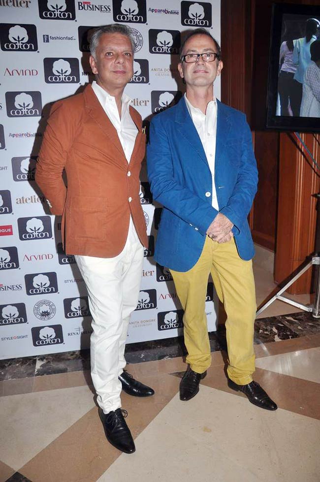 कॉटन काउंसिल फैशन शो के जलवे |   हॉट पाउली दाम