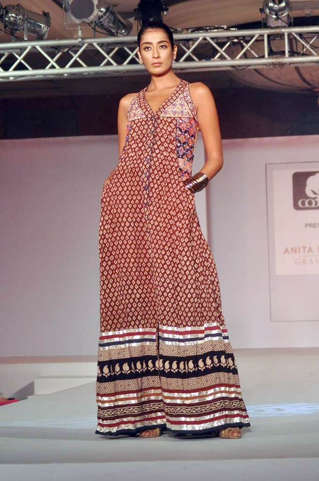 कॉटन काउंसिल फैशन शो के जलवे |   हॉट पाउली दाम