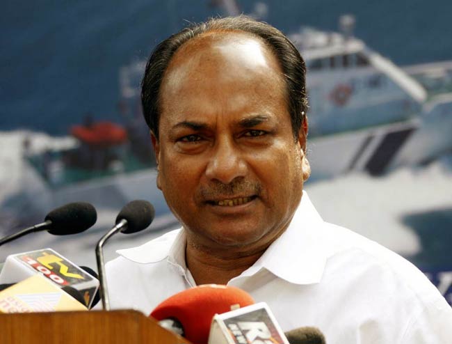 9 मई 2012: तस्‍वीरों में दिनभर की अहम खबरें | पढ़ें