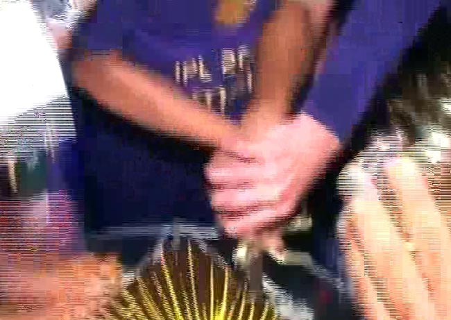 जीत के जश्न में डूबी किंग खान की टीम | कैसे जीता KKR