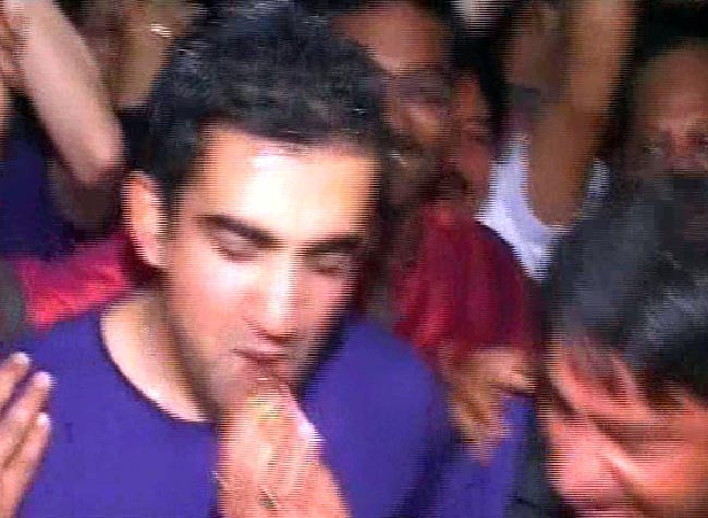 जीत के जश्न में डूबी किंग खान की टीम | कैसे जीता KKR