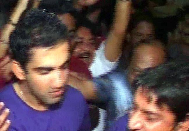 जीत के जश्न में डूबी किंग खान की टीम | कैसे जीता KKR