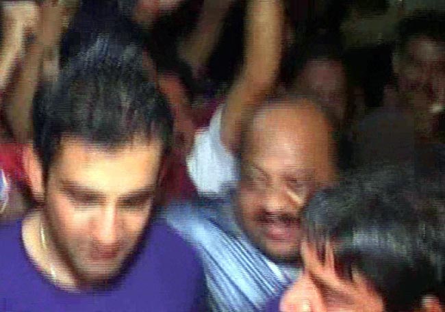 जीत के जश्न में डूबी किंग खान की टीम | कैसे जीता KKR