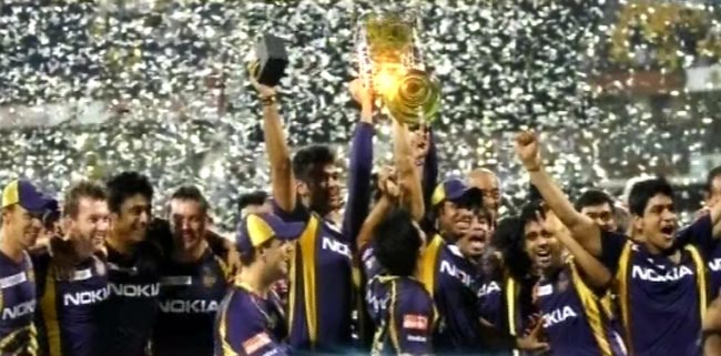 जीत के जश्न में डूबी किंग खान की टीम | कैसे जीता KKR