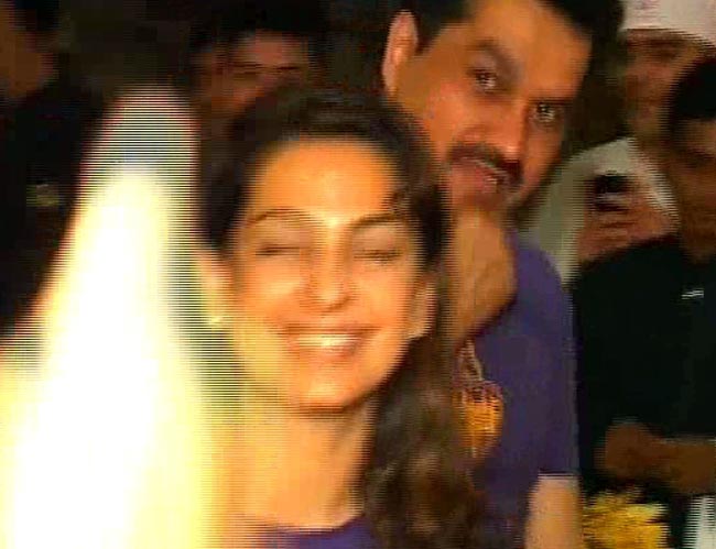 जीत के जश्न में डूबी किंग खान की टीम | कैसे जीता KKR