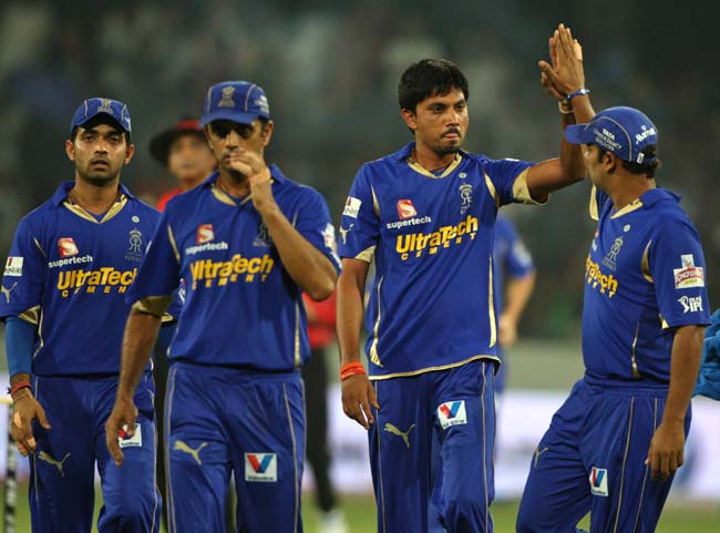 फिस्‍ड्डी डेक्‍कन ने रॉजस्‍थान की पार्टी खराब की