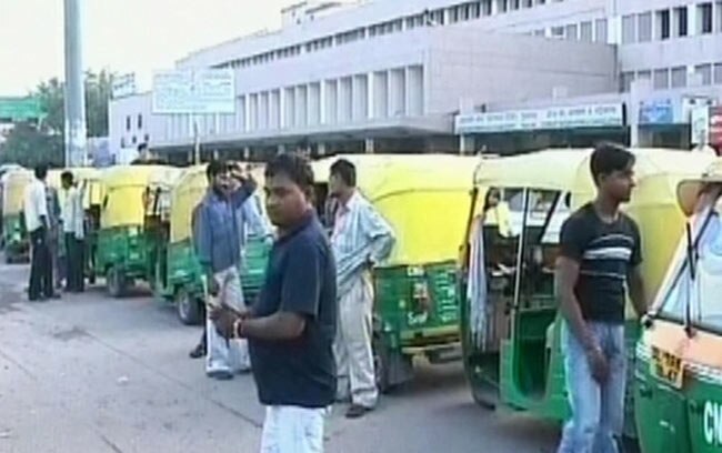 30 मई 2012: तस्‍वीरों में दिनभर की अहम खबरें | पढ़ें