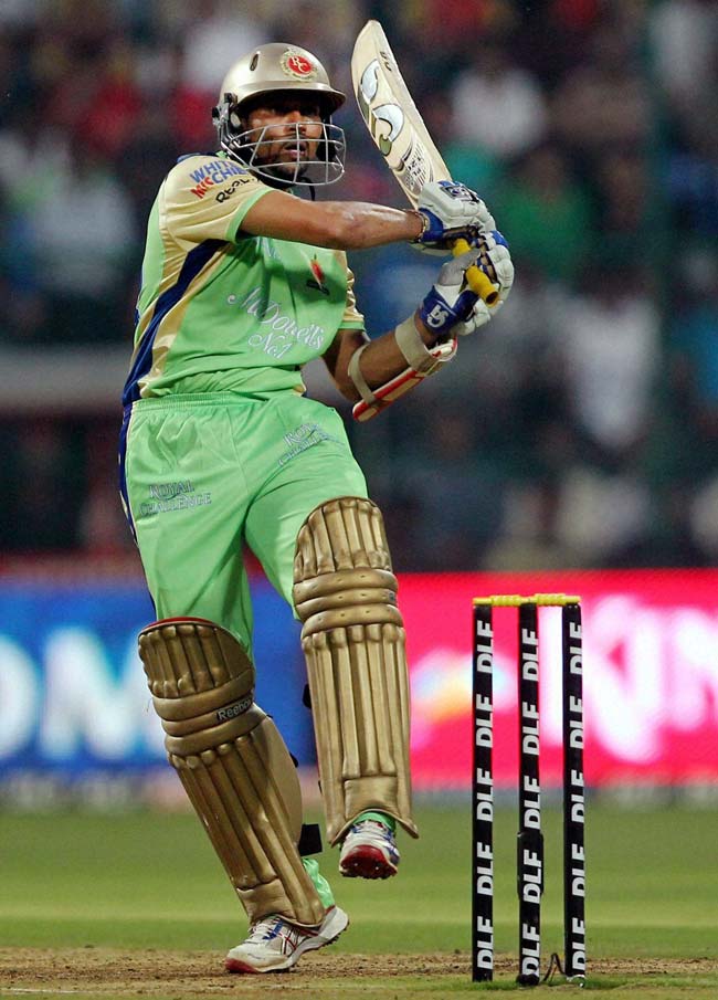 रायडू-पोलार्ड ने दिलाई मुंबई को शानदार जीत