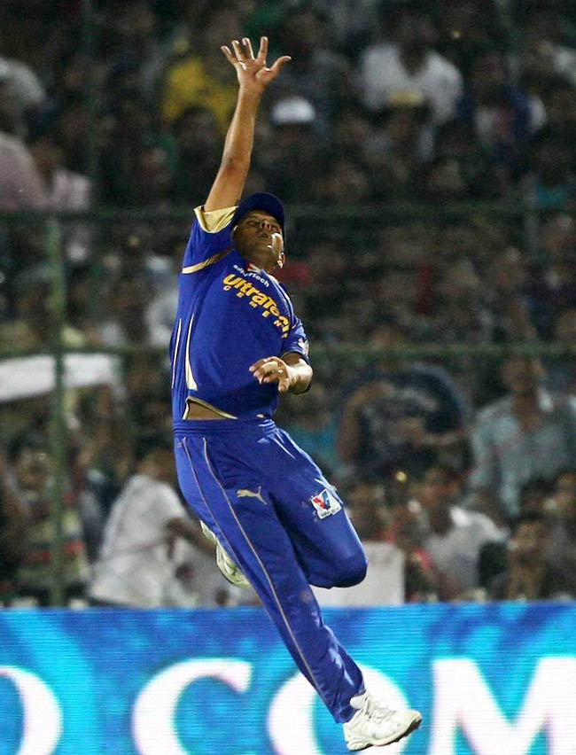 दिल्ली के दिलेरों के सामने फुस्स 'रॉयल्स'