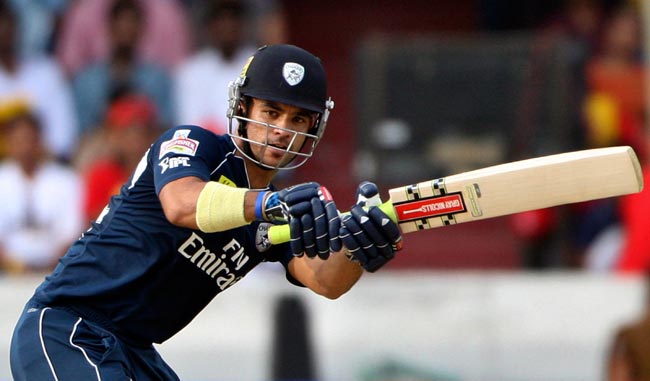 डेक्‍कन चार्जर्स से हार बैंगलोर रेस से बाहर