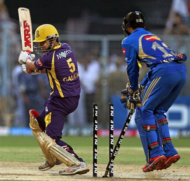 शतकवीर रोहित शर्मा ने दिलाई मुंबई को शानदार जीत  | पढ़ें