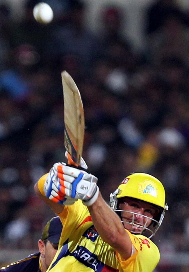 चेन्नई ने केकेआर को 5 विकेट से धोया | पढ़ें