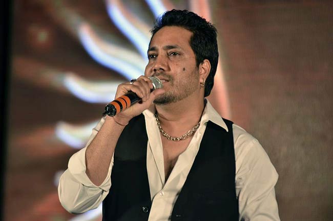 छाने लगा IIFA अवॉर्ड्स का जलवा | सेक्‍सी शख्सियत