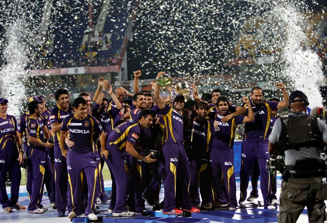 जीत के जश्न में डूबी किंग खान की टीम | कैसे जीता KKR