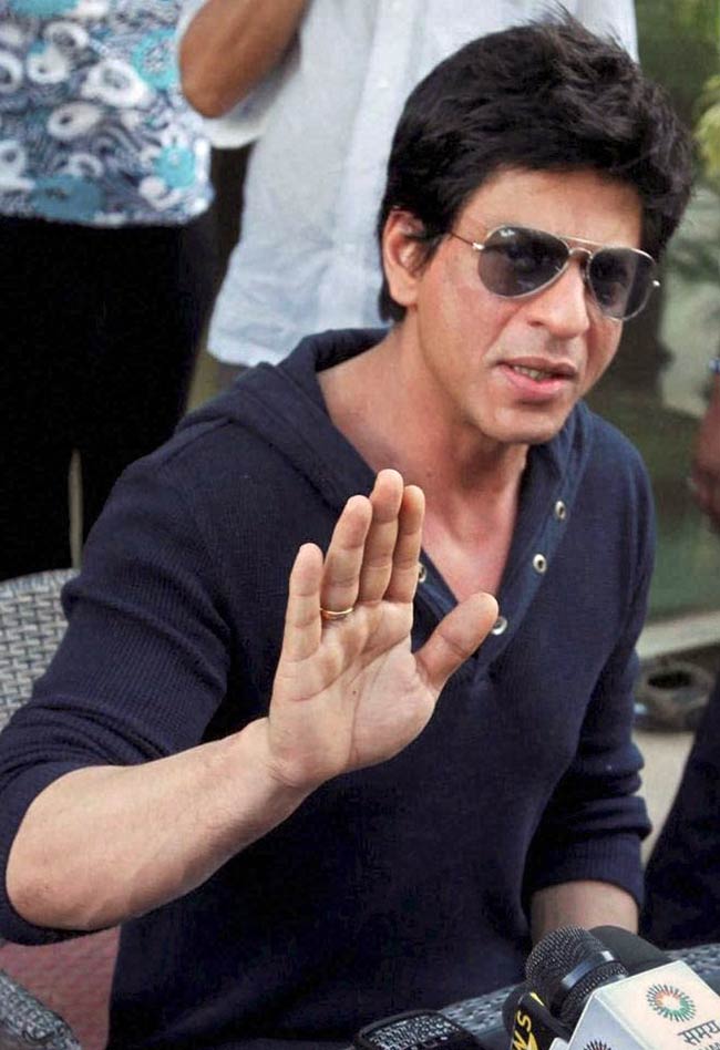 देखें किंग खान के झगड़े का सच...  | शाहरुख पर विशेष