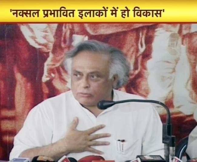 6 मई 2012: तस्‍वीरों में दिनभर की अहम खबरें |  पढ़ें