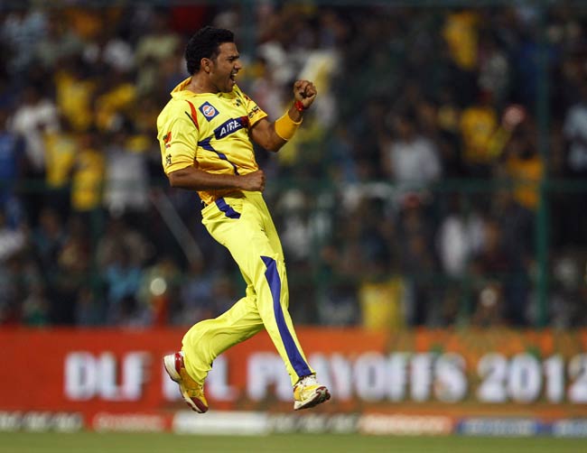 धोनी और चेन्नई का धमाल, मुंबई 'बेहाल' | पढ़ें