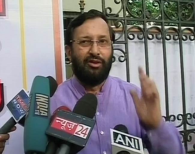 पेट्रोल मूल्‍य वृद्धि पर नेताओं ने क्‍या कहा?