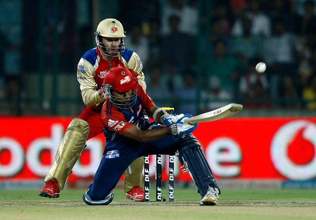 गेल के तूफान में उड़े डेयरडेविल्‍स