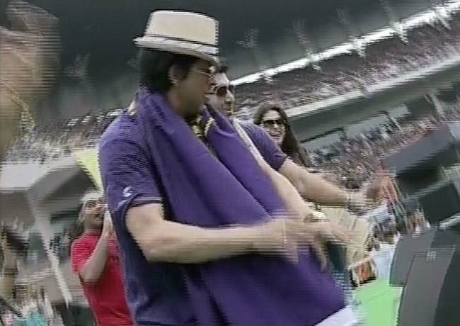 कोलकाता में गूंजा ‘कोरेची, लोडेची, जीतेची’ | जश्न में KKR