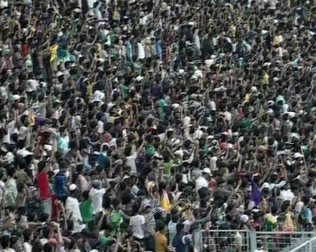 कोलकाता में गूंजा ‘कोरेची, लोडेची, जीतेची’ | जश्न में KKR