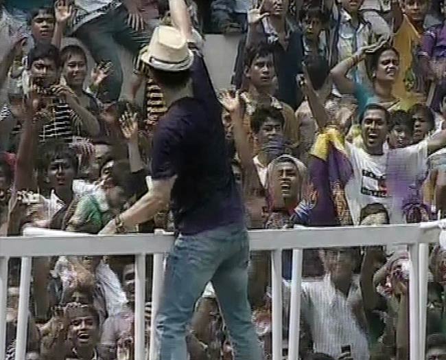 कोलकाता में गूंजा ‘कोरेची, लोडेची, जीतेची’ | जश्न में KKR