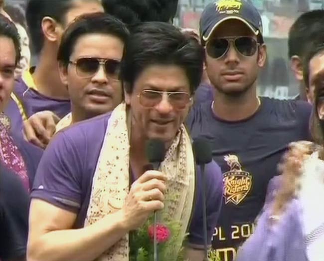 कोलकाता में गूंजा ‘कोरेची, लोडेची, जीतेची’ | जश्न में KKR