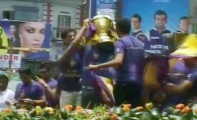 चैंपियन केकेआर का भव्य स्वागत | कैसे जीता KKR