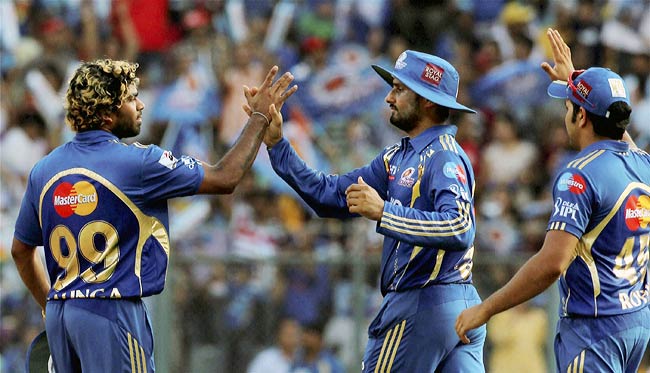 रोमांचक मुकाबले में मुंबई ने चेन्‍नई को हराया