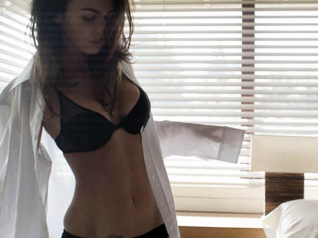 मेगन फॉक्‍स का सेक्‍सी अंदाज | सेक्‍सी मेगन फॉक्‍स