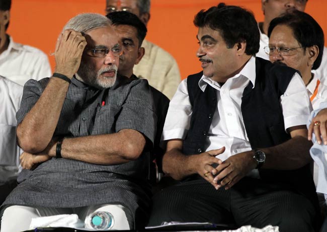 यूपीए सरकार पर बरसे नरेंद्र मोदी