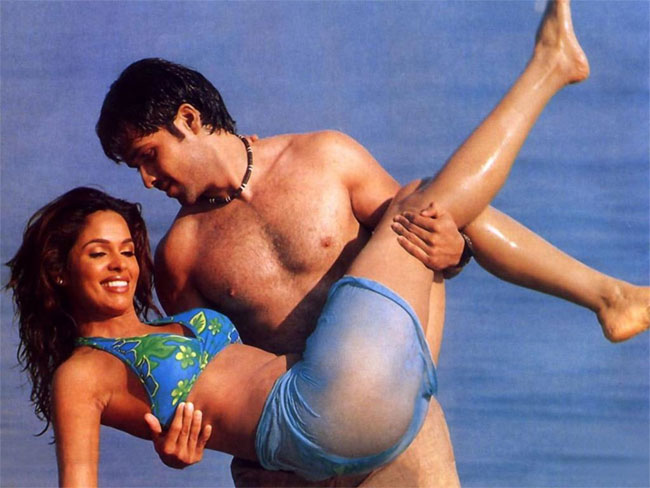 बॉलीवुड में हर कोई दोस्त नहीं होता | GEN NXT