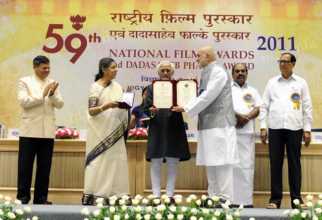 59वां राष्‍ट्रीय फिल्‍म पुरस्‍कार समारोह...  | विद्या की अदायें