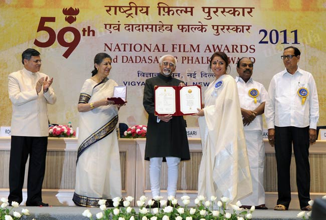 59वां राष्‍ट्रीय फिल्‍म पुरस्‍कार समारोह...  | विद्या की अदायें