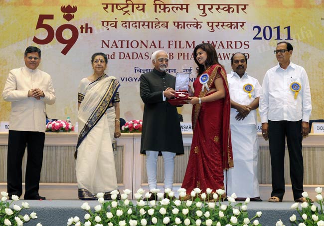 59वां राष्‍ट्रीय फिल्‍म पुरस्‍कार समारोह...  | विद्या की अदायें