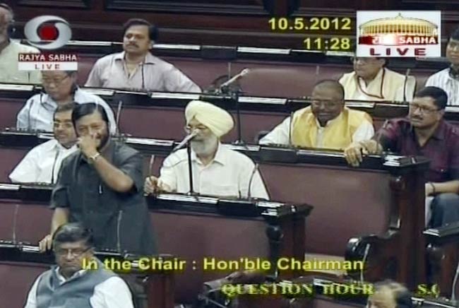 10 मई 2012: तस्‍वीरों में देखें दिनभर की अहम खबरें | पढ़ें