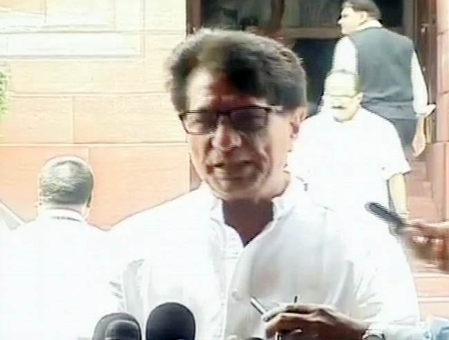 11 मई 2012: तस्‍वीरों में देखें दिनभर की अहम खबरें | पढ़ें