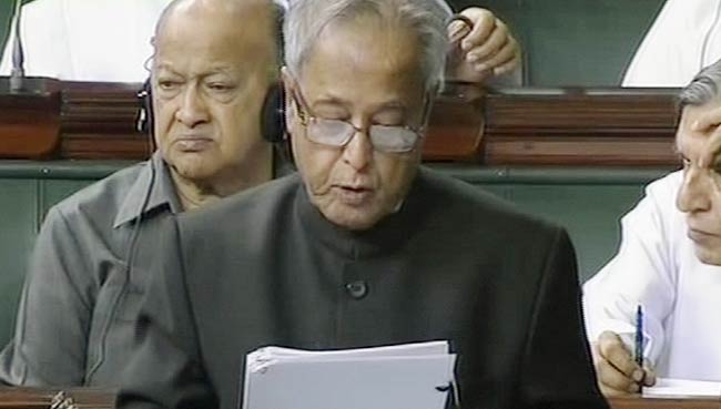 7 मई 2012: तस्‍वीरों में दिनभर की अहम खबरें | पढ़ें