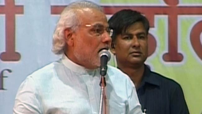 7 मई 2012: तस्‍वीरों में दिनभर की अहम खबरें | पढ़ें