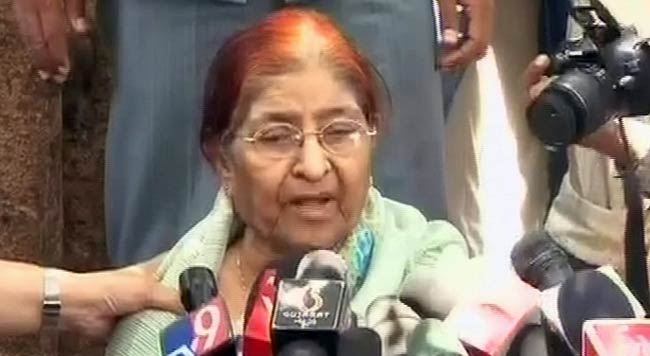 7 मई 2012: तस्‍वीरों में दिनभर की अहम खबरें | पढ़ें