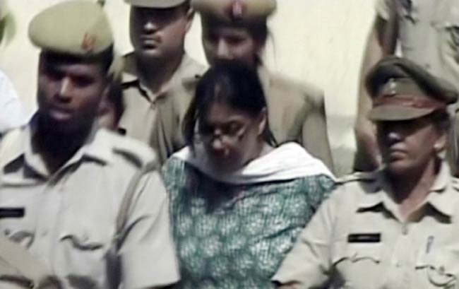 31 मई 2012: तस्‍वीरों में दिनभर की अहम खबरें | पढ़ें