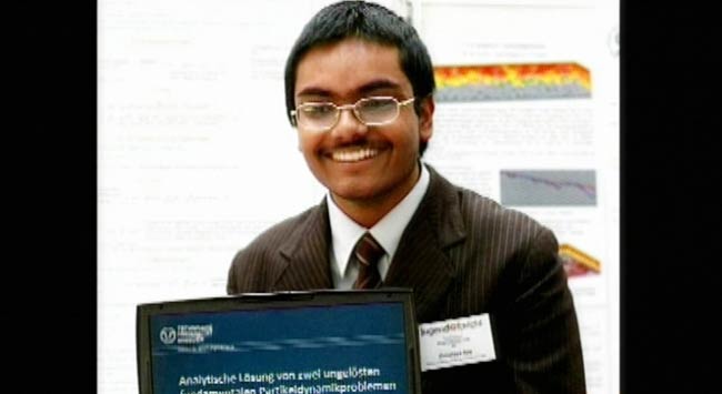 27 मई 2012: तस्‍वीरों में दिनभर की अहम खबरें | पढ़ें