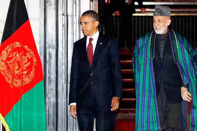 अफगानिस्तान की अघोषित यात्रा पर पहुंचे ओबामा