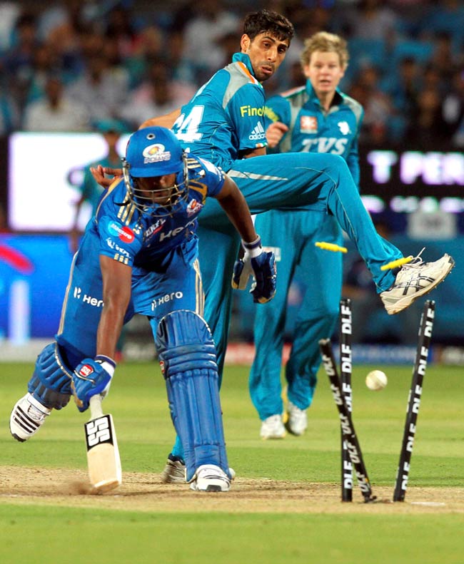 मुंबई ने किया पुणे वॉरियर्स पर हार का वार