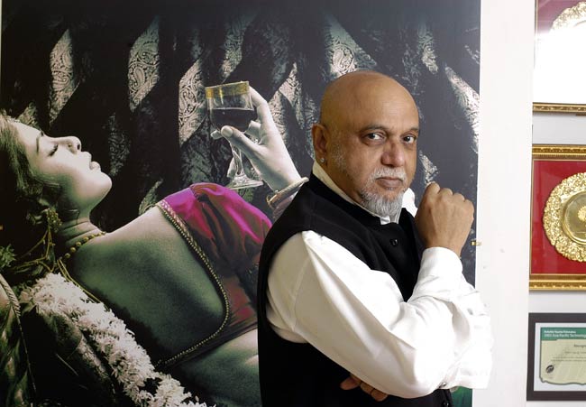 आमिर के 'सत्यमेव जयते' को बॉलीवुड का सलाम  |  आमिर