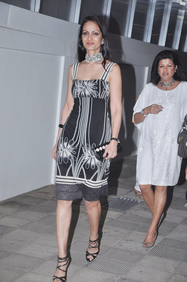 प्रोवोग पार्टी की शान बढ़ाते सितारे | बॉलीवुड परियां